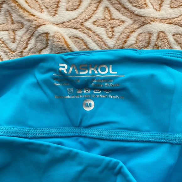 Raskol Shorts - Picture 2 of 3